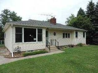 7010 106th St W, Bloomington, MN 55438