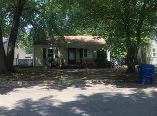 76 4th St, Belford, NJ 07718