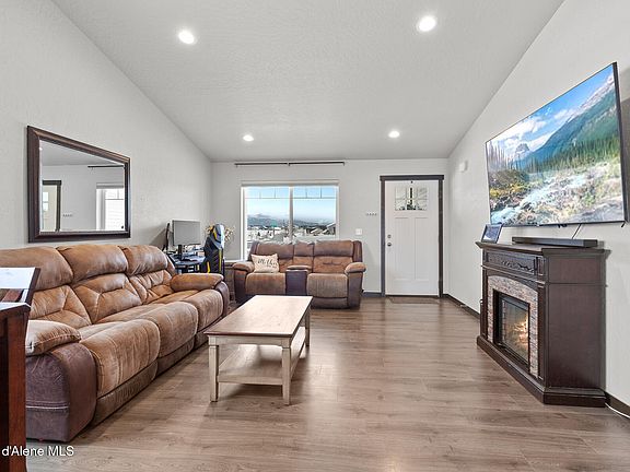 4th image of 5914 W Irish Dr