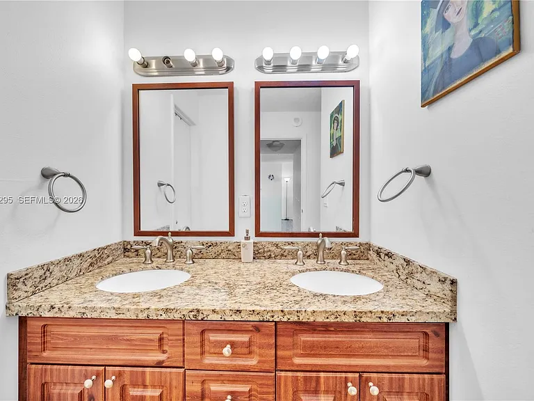 2101 S Ocean Dr #1506 — Photo 10