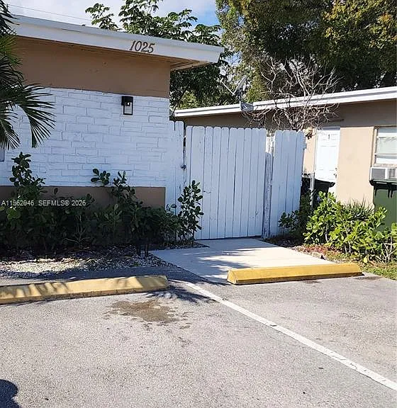 1025 NW 3rd Ave #1 — Photo 3
