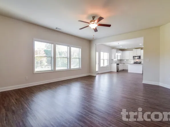 4163 Bella View Dr, Snellville, GA 30039