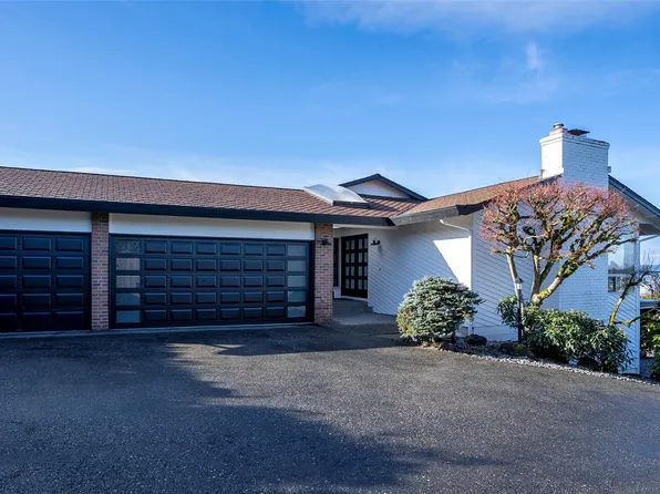 1233 S Sunset Drive, Tacoma, WA 98465