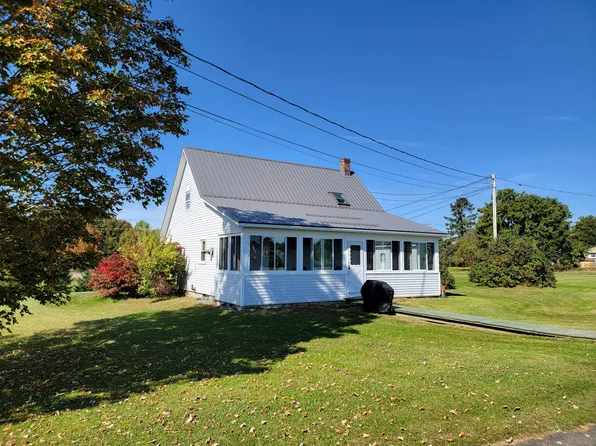 572 Albion Road, Unity, ME 04988