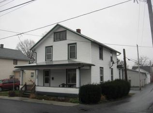 25 W Logan Ave, Manheim, PA 17545