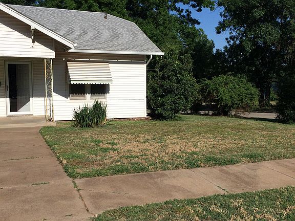 2nd image of 521 S 10th St