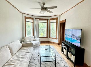 3445 N Seeley Ave APT 2F, Chicago, IL 60618