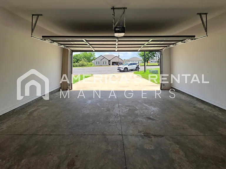 41 Whithall Cir — Photo 50