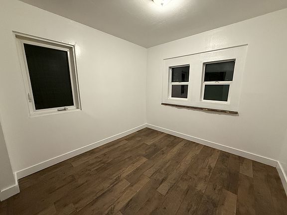 4th image of 1823 1st Ave S Unit 4
