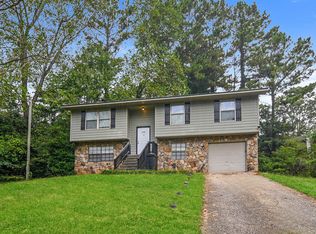 8138 Englewood Trl, Riverdale, GA 30274