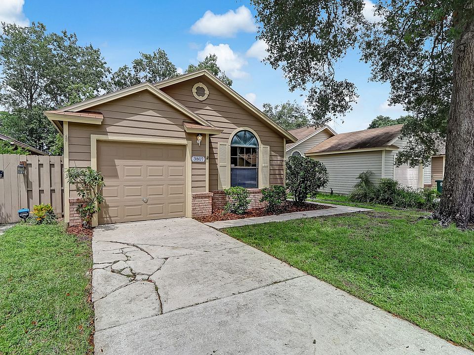 1st image of 3807 Millpoint Dr