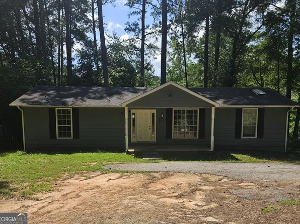 387 Lassetter Rd, Sharpsburg, GA 30277