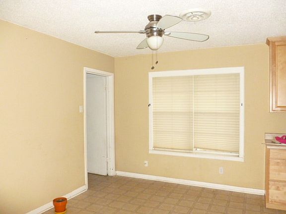 5th image of 217 Jordan Dr