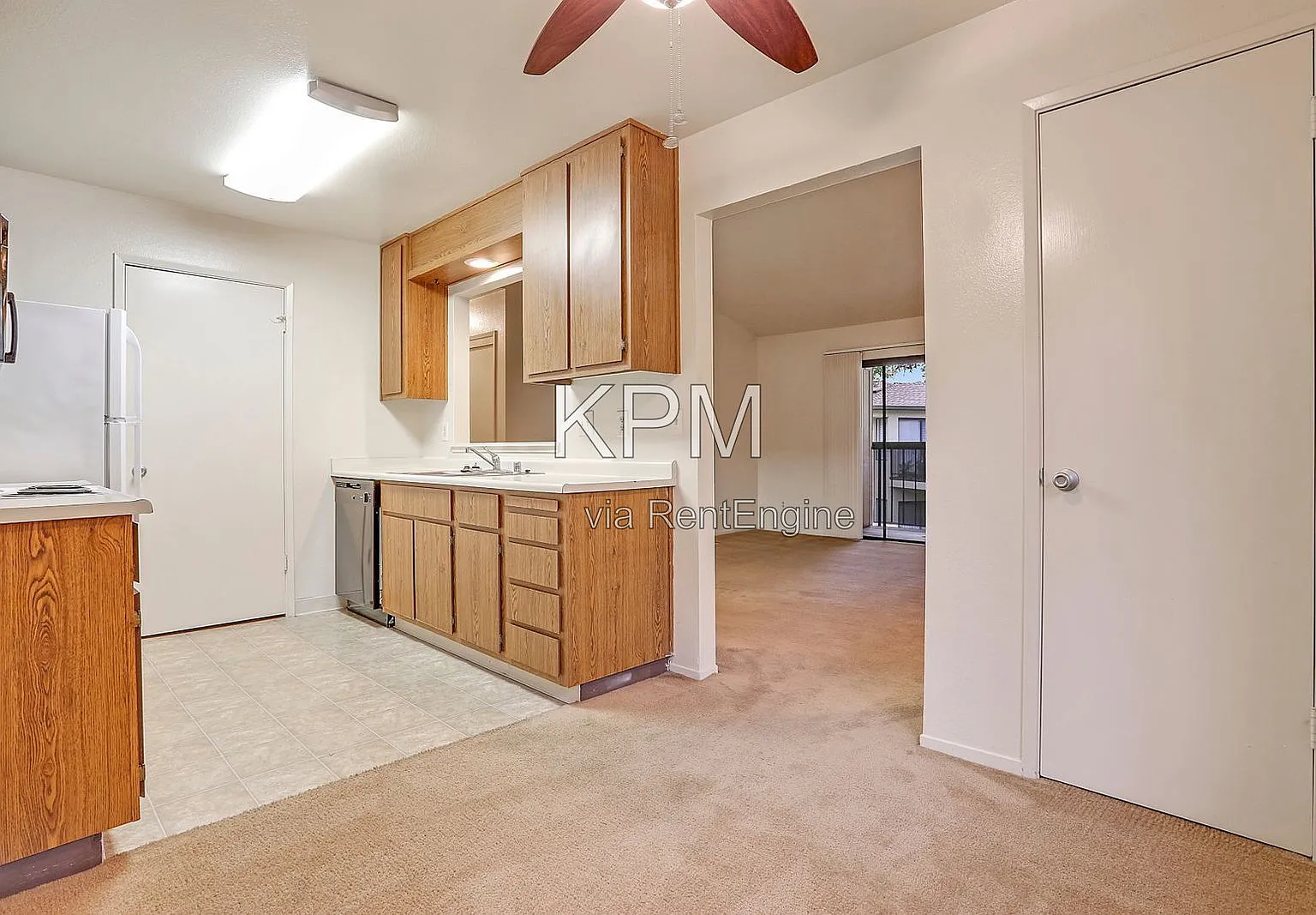 Stamford Court Apartments — Photo 3