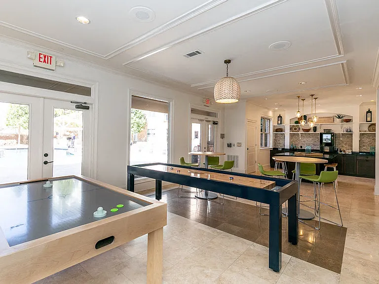 Westmount at Ashwood — Photo 20