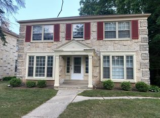 8137 W North Ave APT 4, Milwaukee, WI 53213