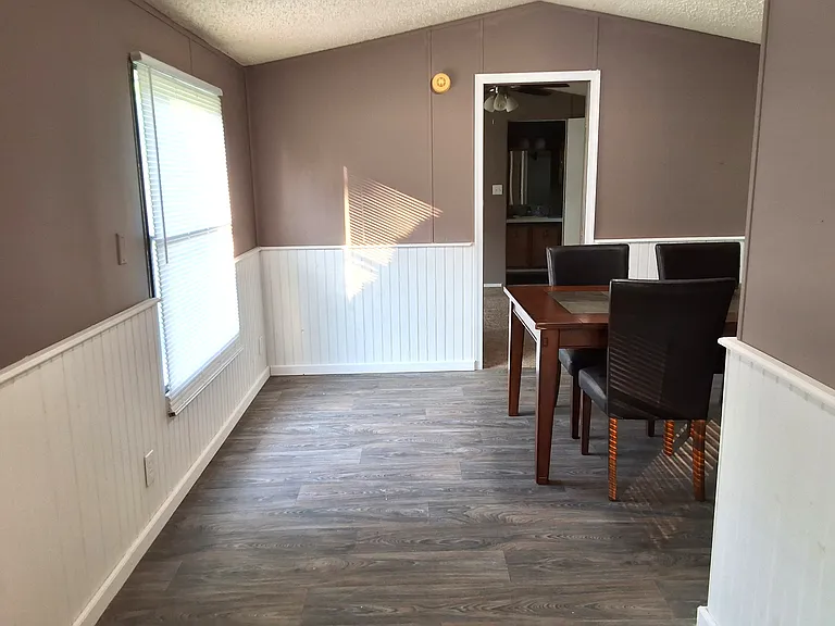 4972 Strasburg Rd — Photo 7