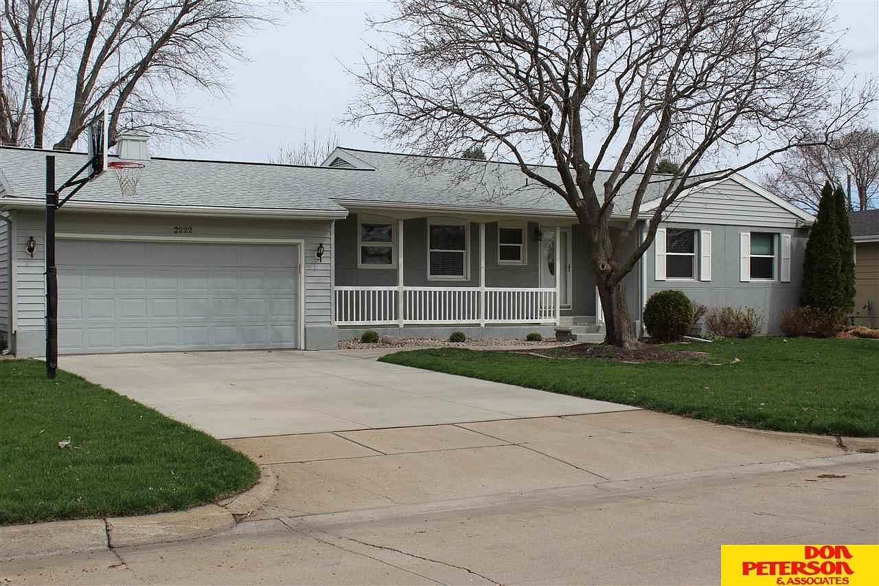 2222 Phelps Ave, Fremont, NE 68025 Zillow