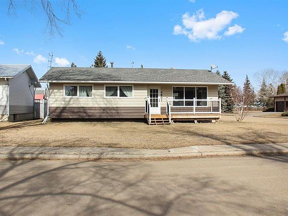 3rd image of 4801 SW 48th Ave