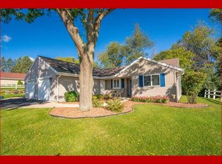 111 Buckingham Ct, Cambridge, WI 53523