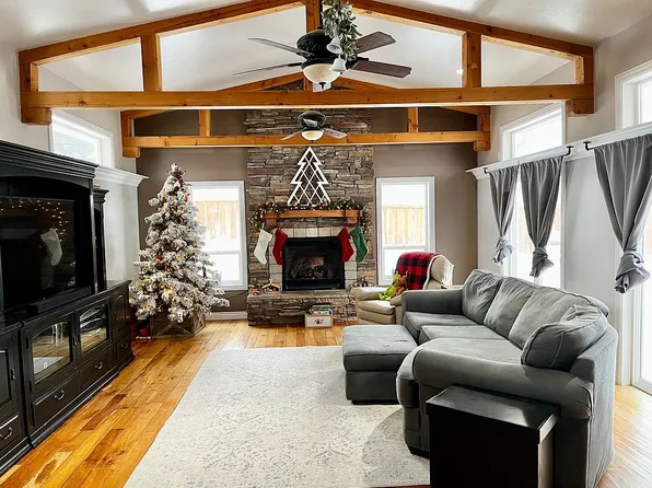 413 Gage Ave, Evanston, WY 82930