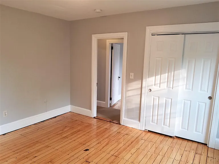 8 Cady St #3 — Photo 5