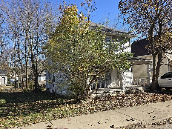 2nd image of 1145 N Belleview Pl