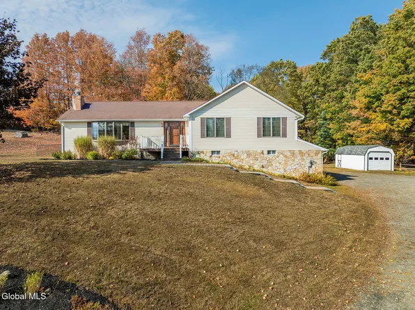 393 Spraguetown Road, Greenwich, NY 12834