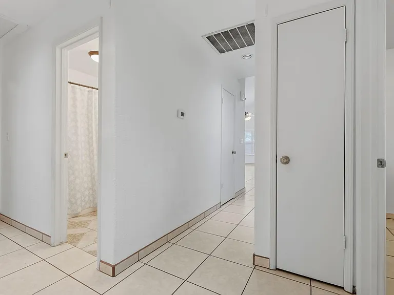 3006 Mission Dr — Photo 30