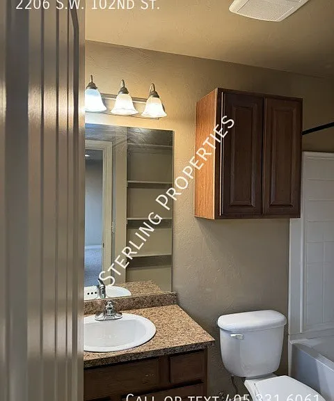 2206 SW 102nd St — Photo 28