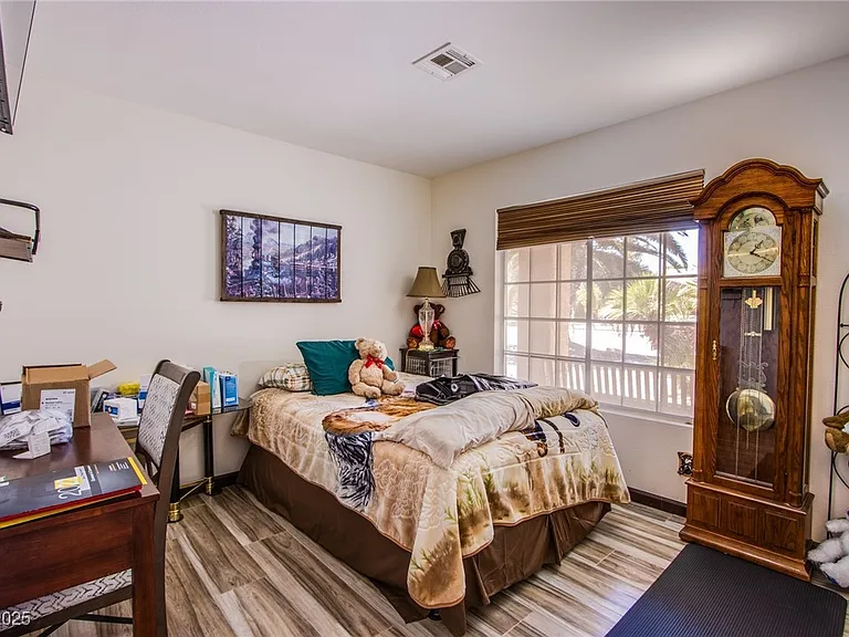 6420 Break Point Ave — Photo 14