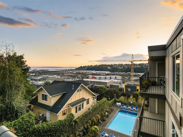 2253 Gilman Drive W #509, Seattle, WA 98119