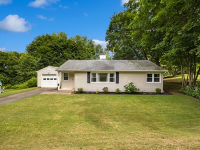 96 Douglas Drive, Meriden, CT, 06451