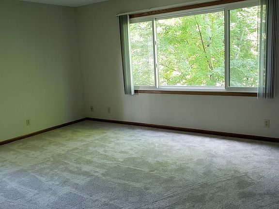 2nd image of 4500 Prescott Ave APT 7