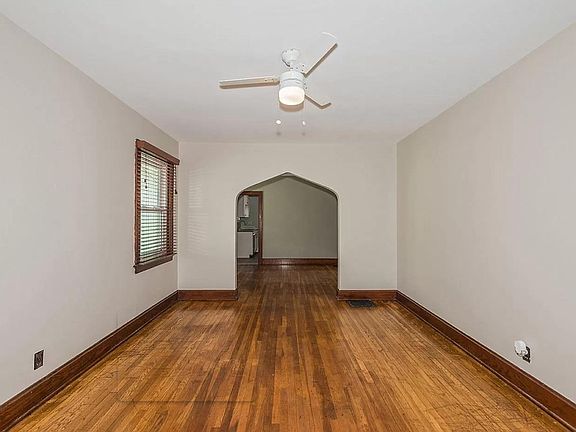 3rd image of 6906 Britton Ave