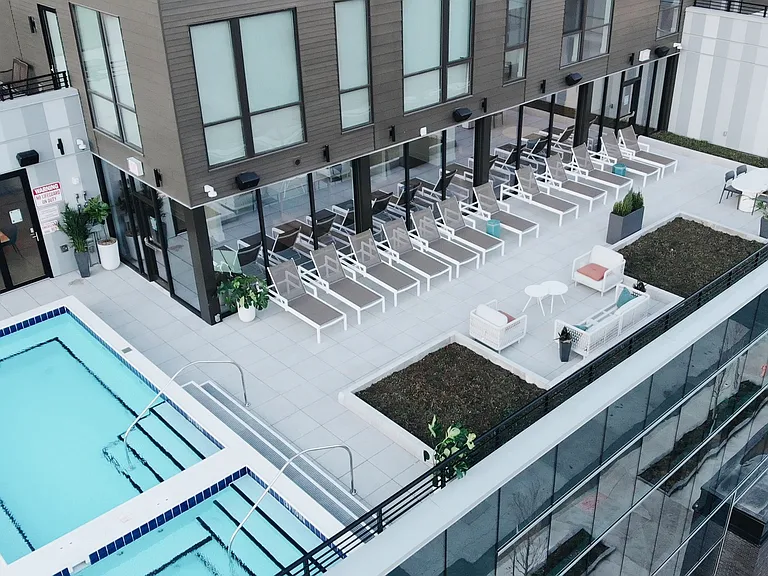 Industry Columbus Apartments — Photo 33