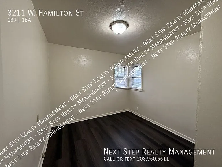 3211 W Hamilton St — Photo 5