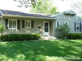 9739 Howe Dr, Overland Park, KS 66206