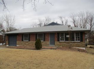 9858 Colony Dr, Saint Louis, MO 63137