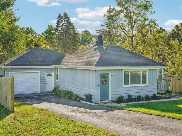 N3236 Vine ROAD, Lake Geneva, WI 53147