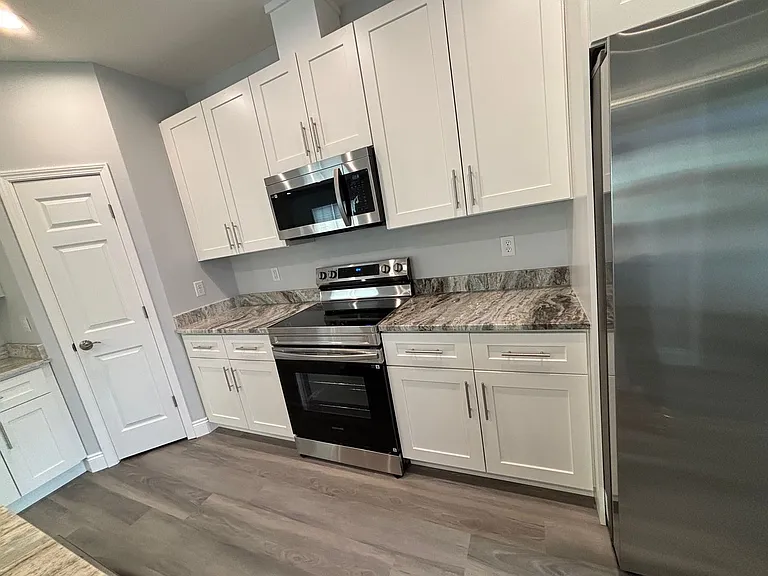 2940 Hall Ave — Photo 3
