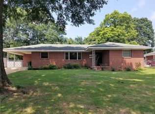 1121 Rosedale Dr, Montgomery, AL 36107