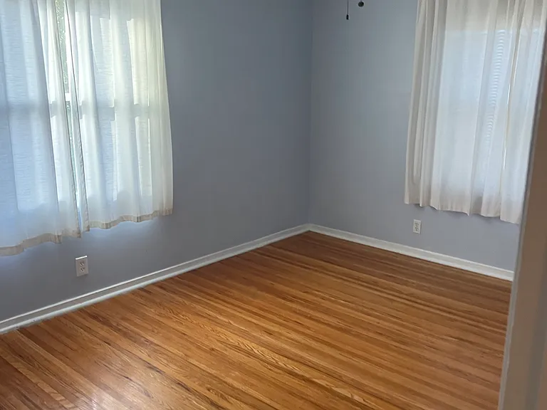 Upstairs bedroom 3