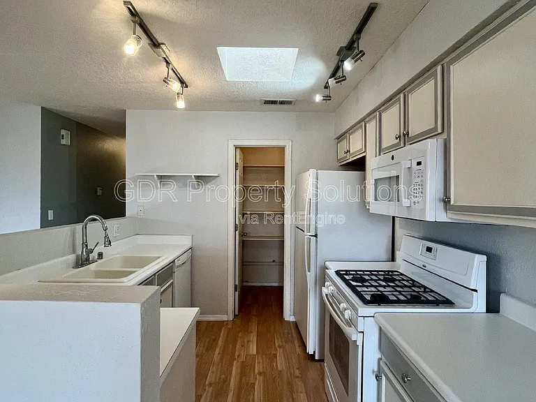 4801 Irving Blvd NW #2504 — Photo 9