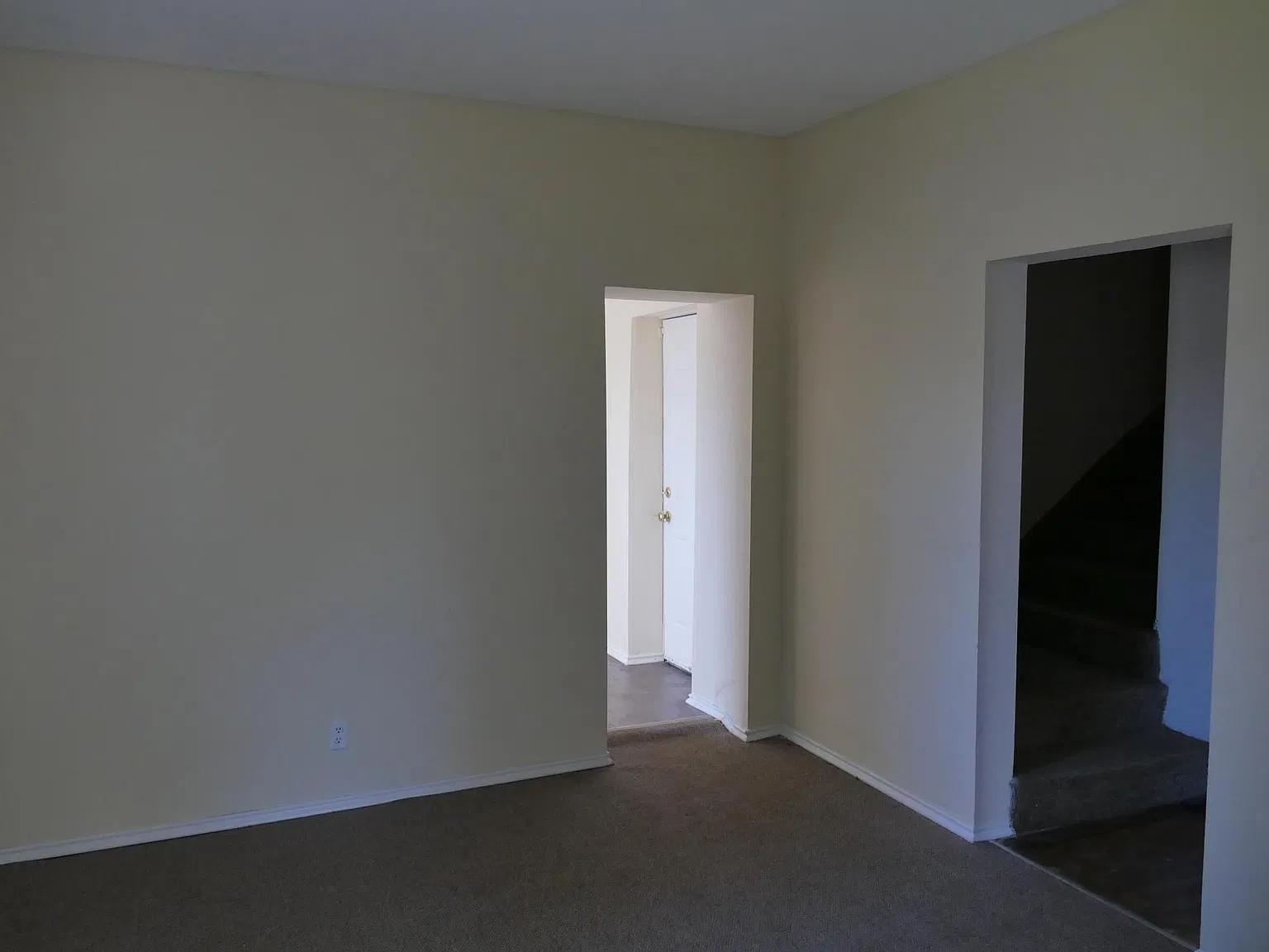4 bed, 2000 sqft, $1,200 — Photo 4