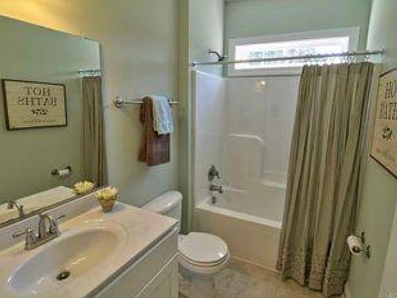 Main floor bathroom 