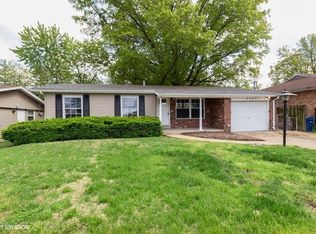 3400 Cordes Dr, Saint Louis, MO 63125