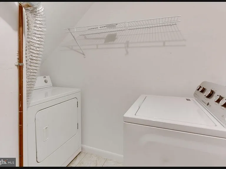 14880 Emberdale Dr — Photo 3