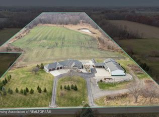 9285 Guinea Rd, Grand Ledge, MI 48837