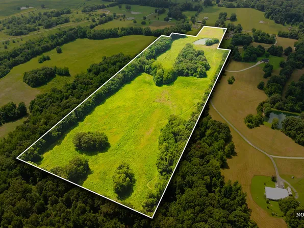 110 S J Hickerson Rd, Trenton, TN 38382